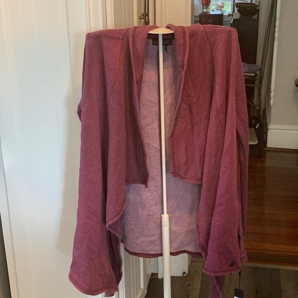 Donna Karan Activeโ oversized yoga cardigan. NWT. Retail 70